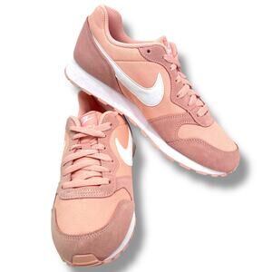 NIKE MD Runner 2 Pink & Coral Never Worn  Sz 6 Youth 7.5 Women's